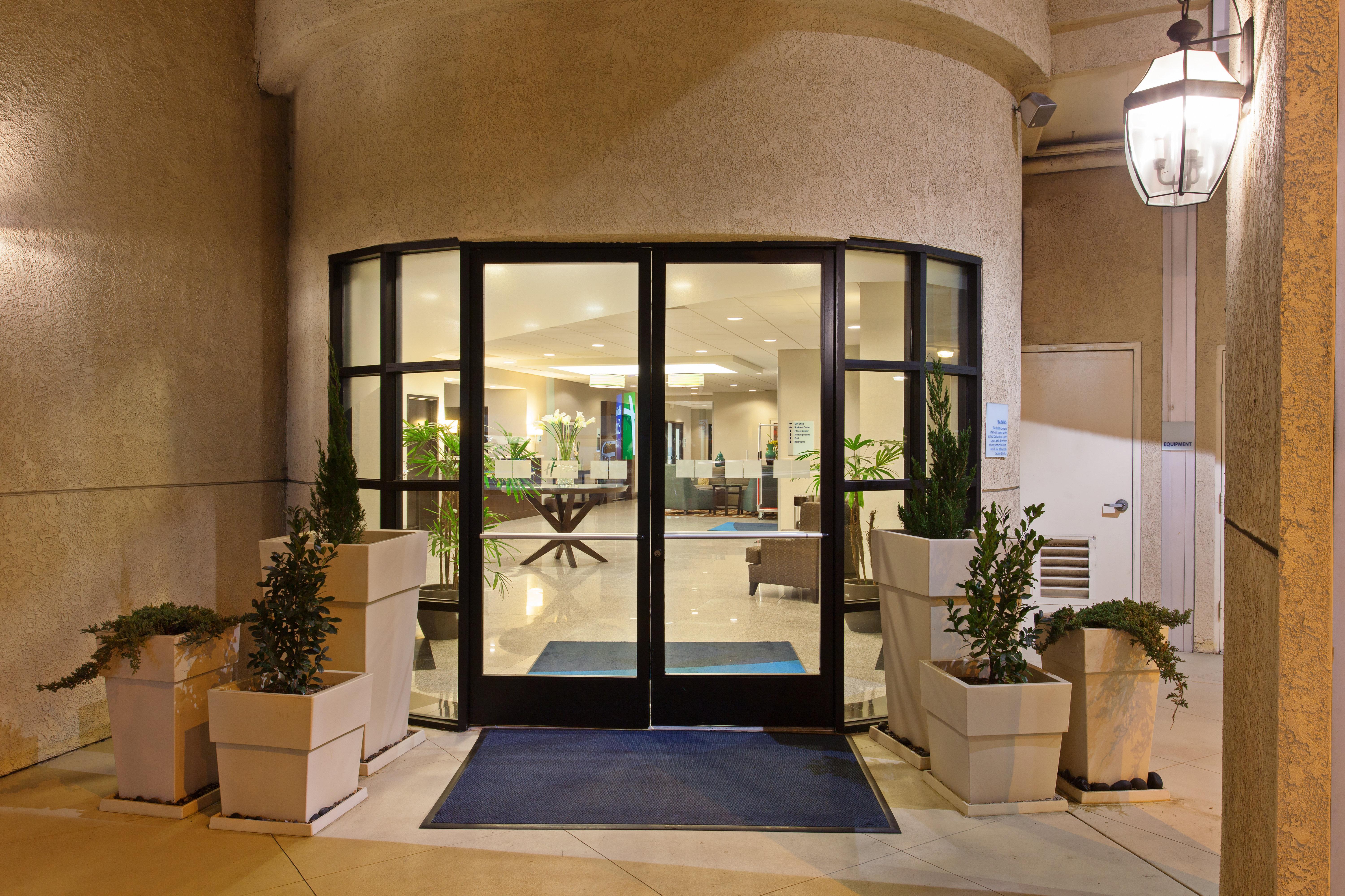 Holiday Inn Express Hotel & Suites Hermosa Beach By Ihg Esterno foto